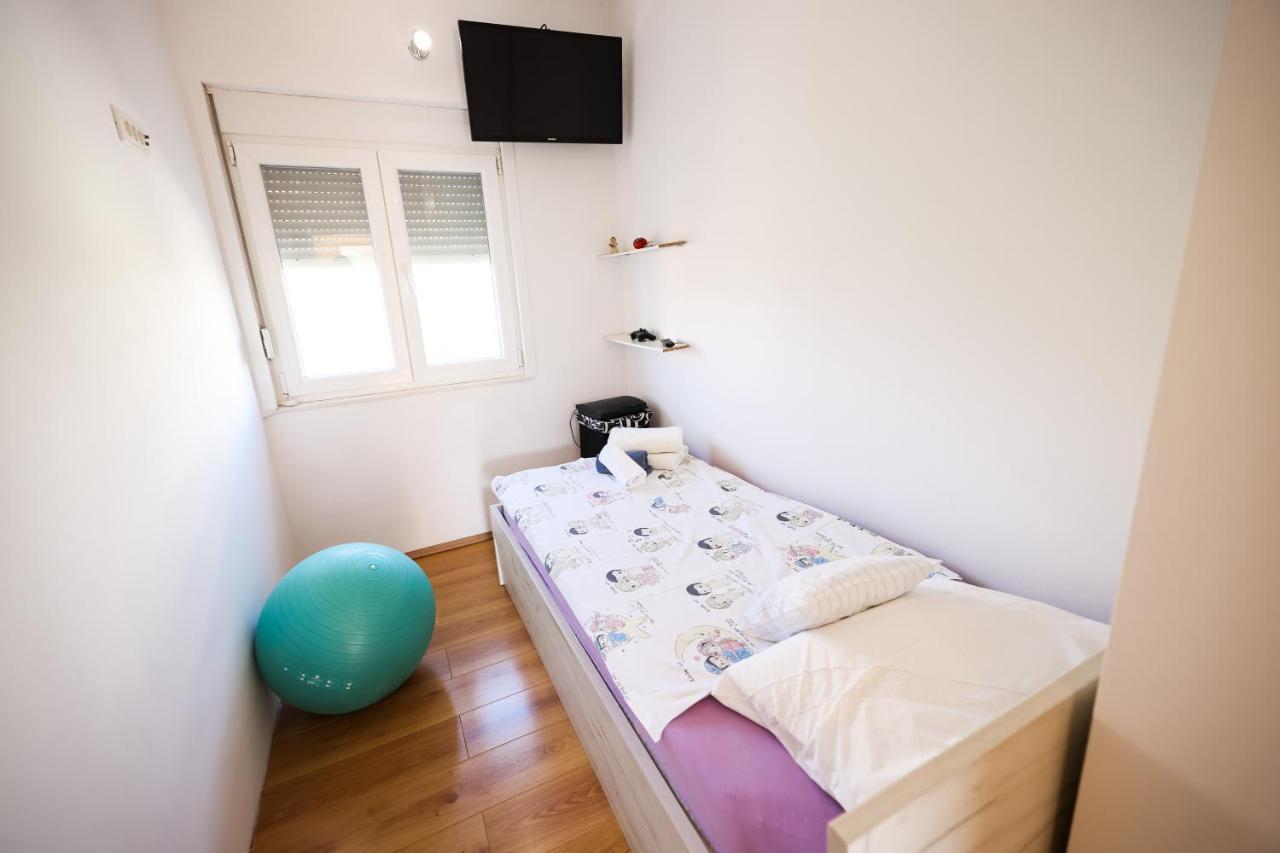 זאדאר Apartman Heder מראה חיצוני תמונה