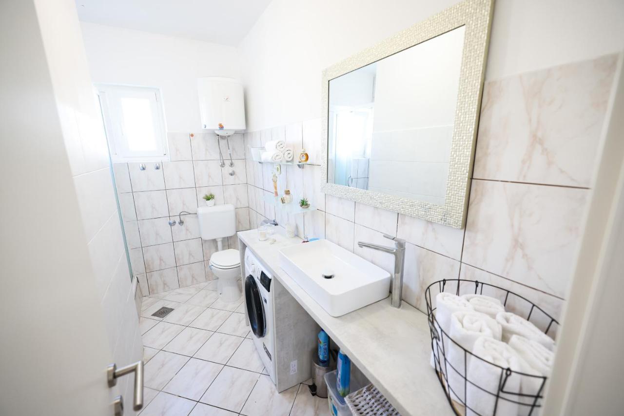 זאדאר Apartman Heder מראה חיצוני תמונה