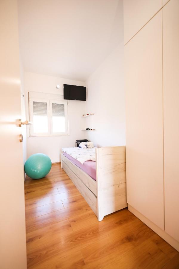 זאדאר Apartman Heder מראה חיצוני תמונה