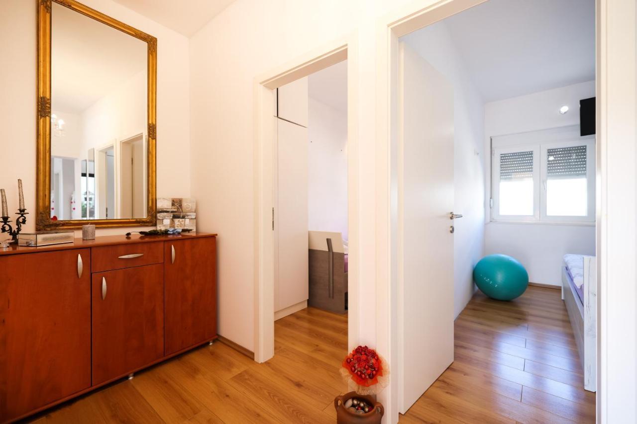 זאדאר Apartman Heder מראה חיצוני תמונה